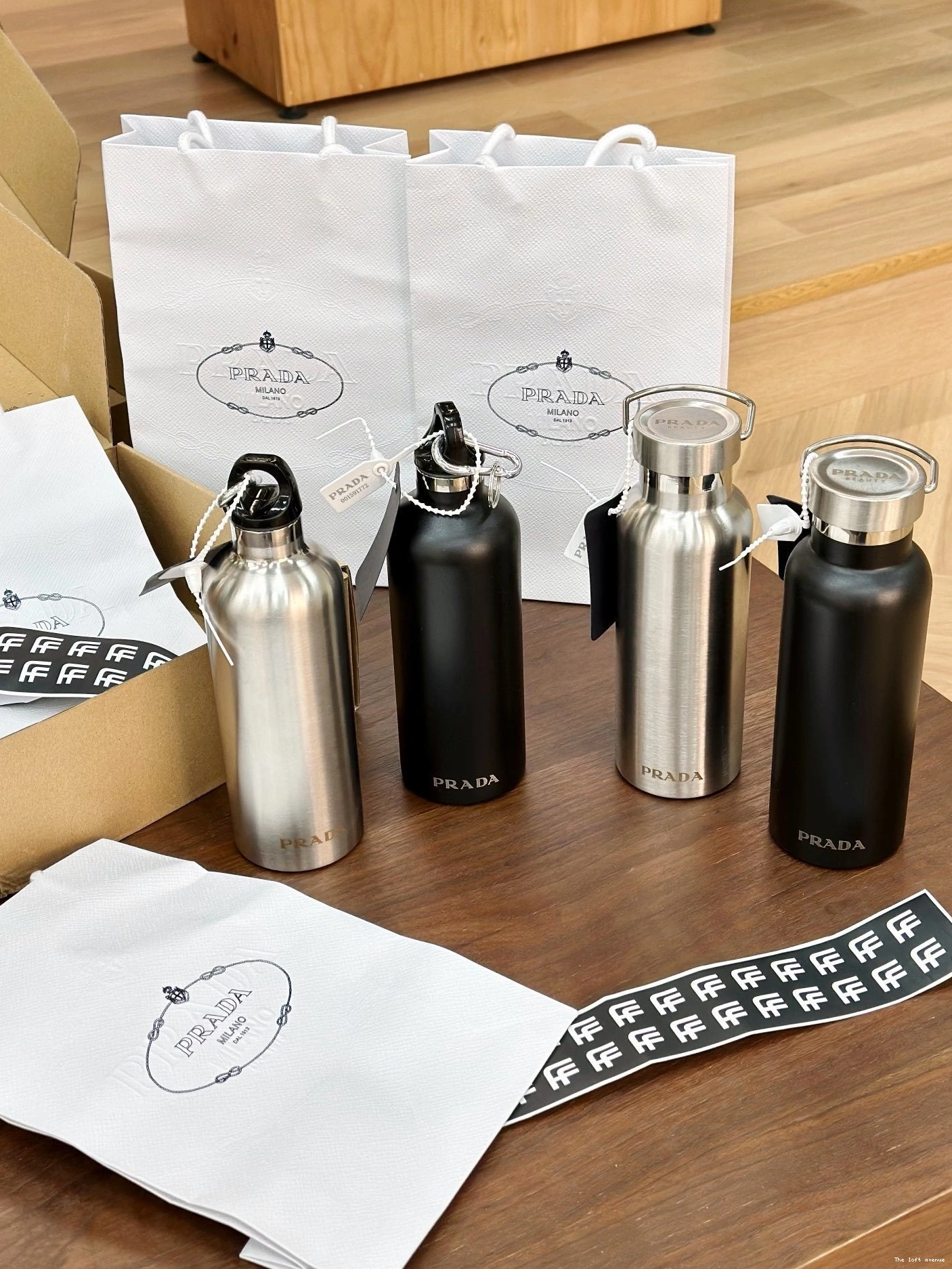 2.0 STEEL BOTTLE STAINLESS PRADA 0809